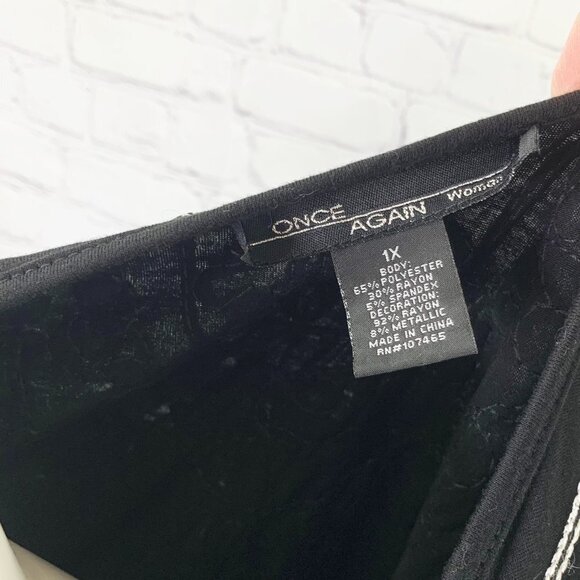 ONCE AGAIN BLACK & WHITE METALLIC THREAD SWIRL DESIGN TUNIC TOP - 1X - Picture 5 of 5